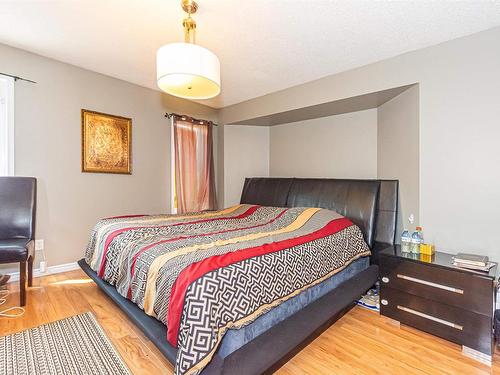 9133 166 Avenue, Edmonton, AB - Indoor Photo Showing Bedroom