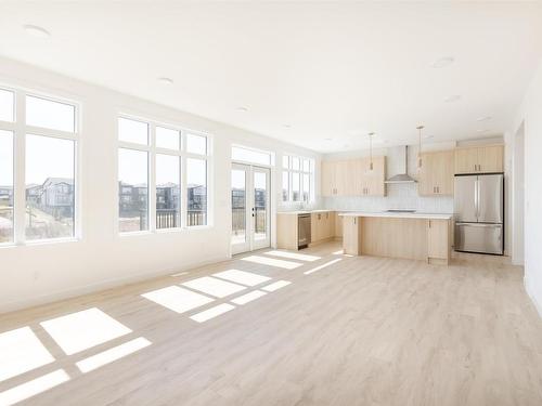 5729 Kootook Way, Edmonton, AB - Indoor Photo Showing Kitchen