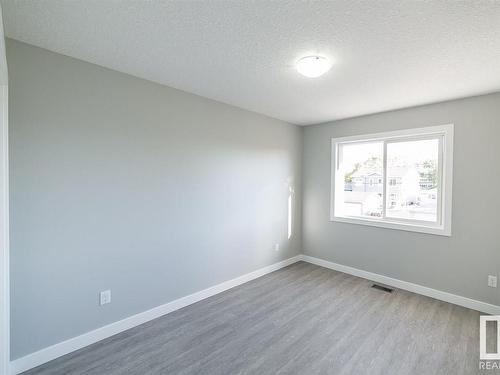 9859 73 Avenue, Edmonton, AB - Indoor Photo Showing Other Room