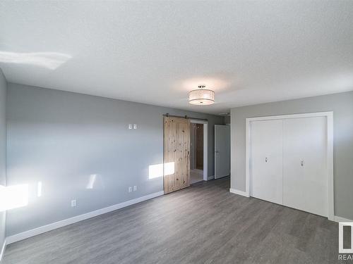 9859 73 Avenue, Edmonton, AB - Indoor Photo Showing Other Room