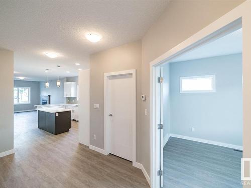 9859 73 Avenue, Edmonton, AB - Indoor Photo Showing Other Room