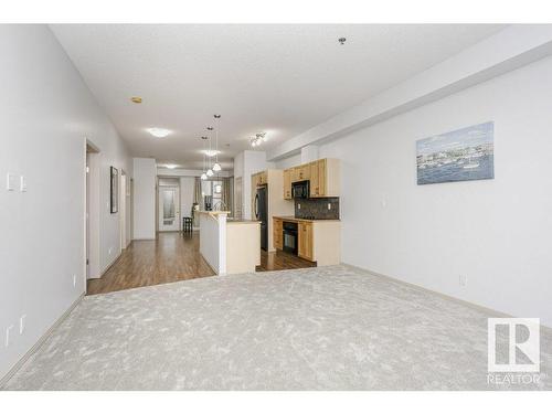 204 4835 104A Street, Edmonton, AB - Indoor