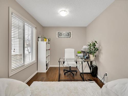 21916 90 Avenue, Edmonton, AB - Indoor Photo Showing Other Room