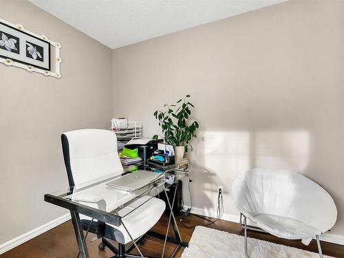 21916 90 Avenue, Edmonton, AB - Indoor Photo Showing Office