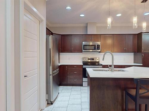 118 7293 South Terwillegar Drive Nw, Edmonton, AB - Indoor Photo Showing Kitchen With Double Sink