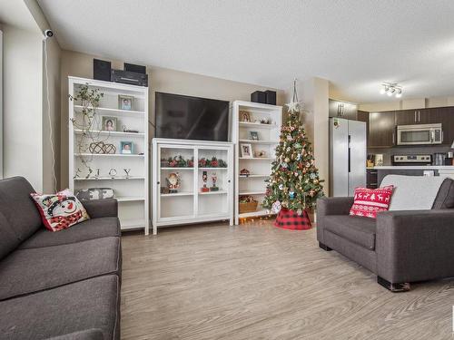 184 Southfork Drive, Leduc, AB - Indoor Photo Showing Living Room