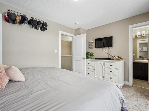 184 Southfork Drive, Leduc, AB - Indoor Photo Showing Bedroom