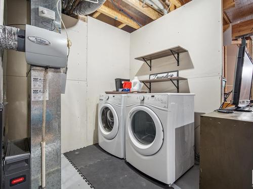 184 Southfork Drive, Leduc, AB - Indoor Photo Showing Laundry Room