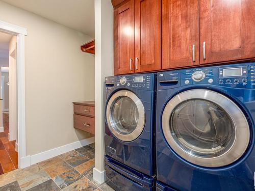 579 Wahstao Road, Edmonton, AB - Indoor Photo Showing Laundry Room