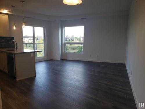 207 1316 Windermere Way, Edmonton, AB - Indoor Photo Showing Kitchen