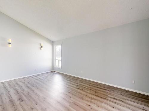 5642 19A Avenue, Edmonton, AB - Indoor Photo Showing Other Room