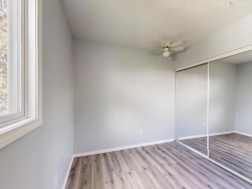 5642 19A Avenue, Edmonton, AB - Indoor Photo Showing Other Room