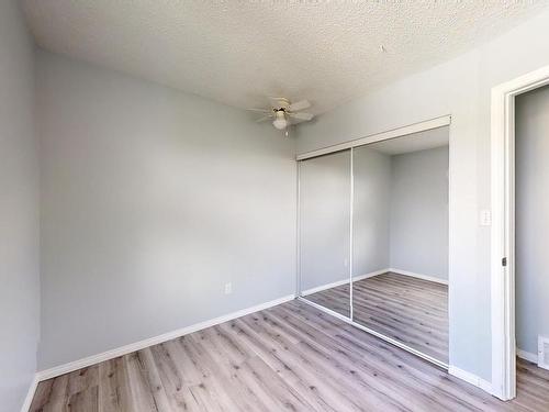 5642 19A Avenue, Edmonton, AB - Indoor Photo Showing Other Room