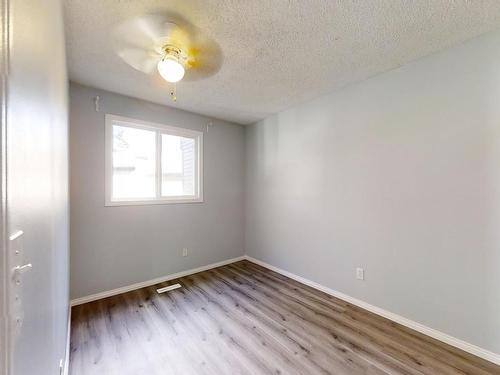 5642 19A Avenue, Edmonton, AB - Indoor Photo Showing Other Room