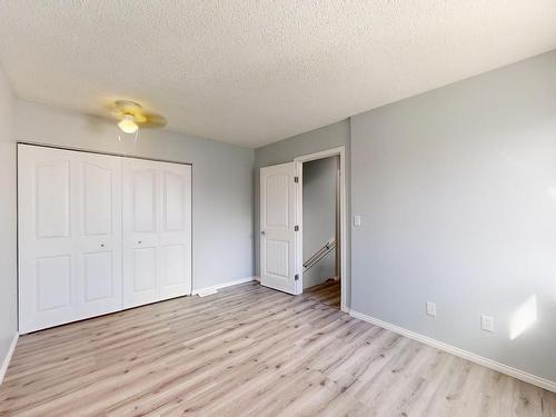 5642 19A Avenue, Edmonton, AB - Indoor Photo Showing Other Room