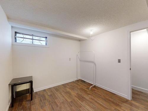 5642 19A Avenue, Edmonton, AB - Indoor Photo Showing Other Room