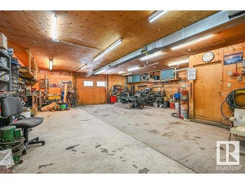 85 52061 Rge Road 215, Rural Strathcona County, AB - Indoor Photo Showing Garage