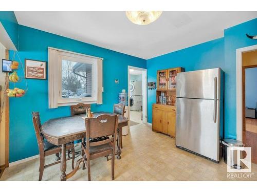 85 52061 Rge Road 215, Rural Strathcona County, AB - Indoor Photo Showing Dining Room