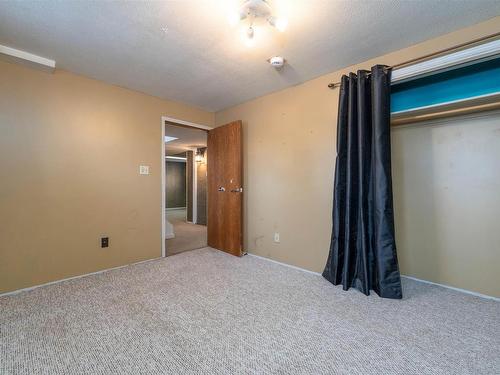 5611 40 Avenue, Edmonton, AB - Indoor