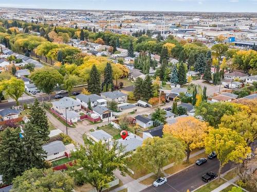 6515 98A Street, Edmonton, AB - Outdoor With View