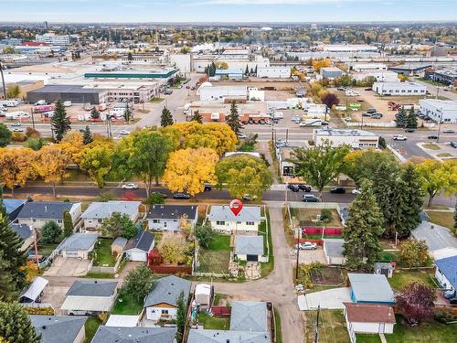 6515 98A Street, Edmonton, AB - Outdoor With View