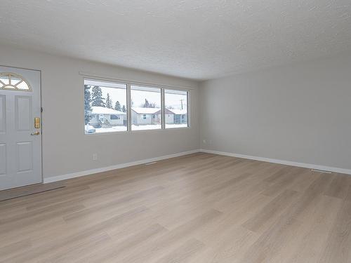 15742 107A Avenue, Edmonton, AB - Indoor Photo Showing Other Room