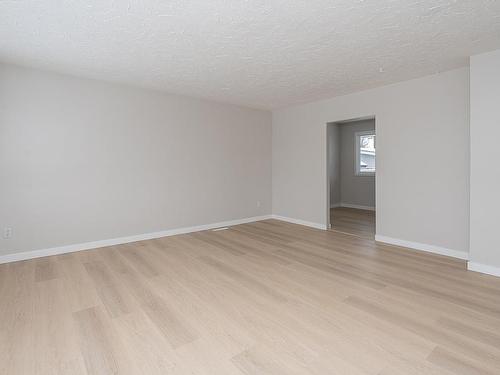 15742 107A Avenue, Edmonton, AB - Indoor Photo Showing Other Room