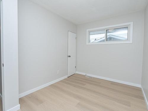 15742 107A Avenue, Edmonton, AB - Indoor Photo Showing Other Room