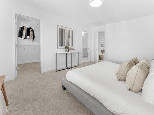 4817 Cawsey Terrace, Edmonton, AB - Indoor Photo Showing Bedroom