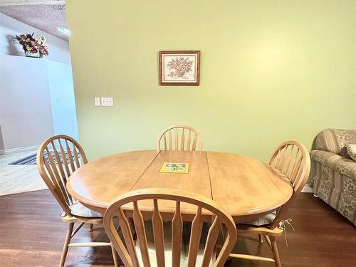 4924 50 Street, Holden, AB - Indoor Photo Showing Dining Room