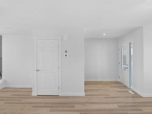 17318 6A Street, Edmonton, AB - Indoor Photo Showing Other Room