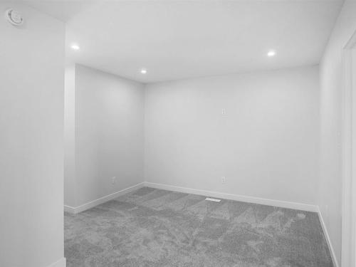 17326 6A Street, Edmonton, AB - Indoor Photo Showing Other Room