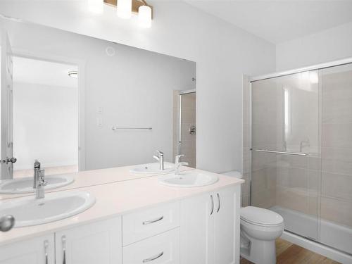 17326 6A Street, Edmonton, AB - Indoor Photo Showing Bathroom