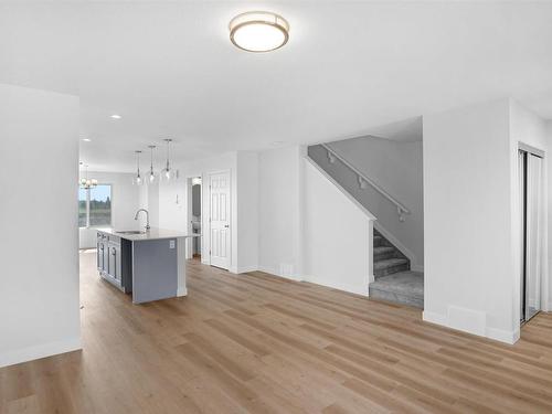 17326 6A Street, Edmonton, AB - Indoor Photo Showing Kitchen