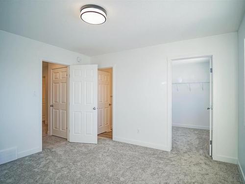 9517 Carson Bend, Edmonton, AB - Indoor