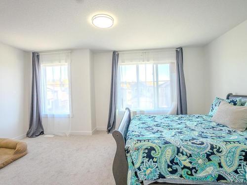 25 Meadowbrook Way, Spruce Grove, AB - Indoor Photo Showing Bedroom