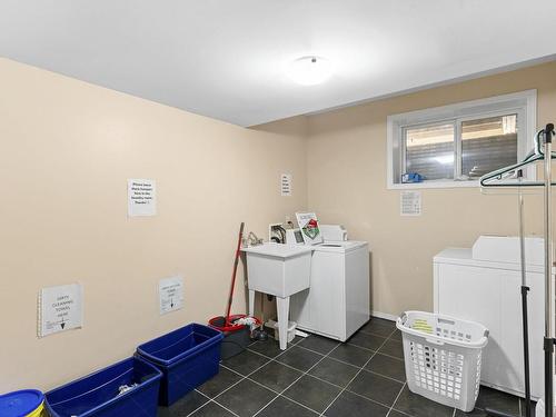 9512 154 Street, Edmonton, AB - Indoor Photo Showing Laundry Room