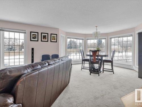 612 3 Perron Street, St. Albert, AB - Indoor Photo Showing Living Room