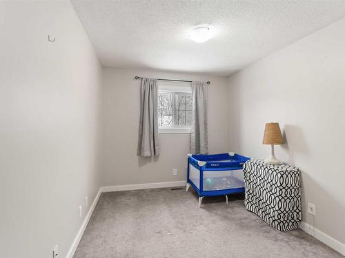 11913 63 St, Edmonton, AB - Indoor Photo Showing Bedroom