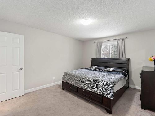 11913 63 St, Edmonton, AB - Indoor Photo Showing Bedroom