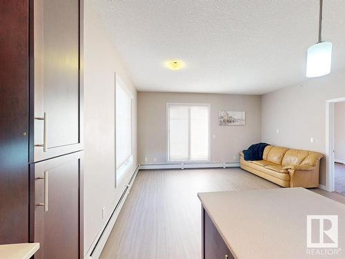 413 2590 Anderson Way, Edmonton, AB - Indoor Photo Showing Other Room