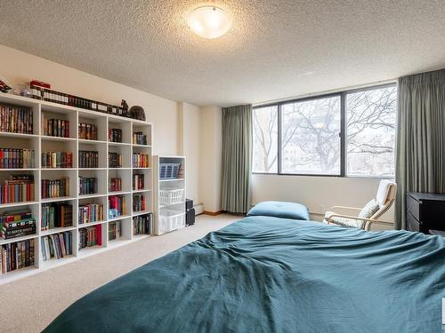 202 9921 104 Street, Edmonton, AB - Indoor Photo Showing Bedroom