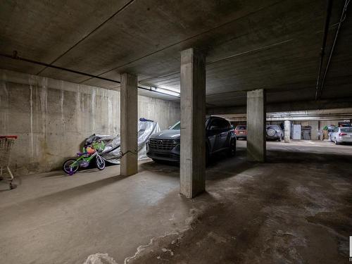 202 9921 104 Street, Edmonton, AB - Indoor Photo Showing Garage