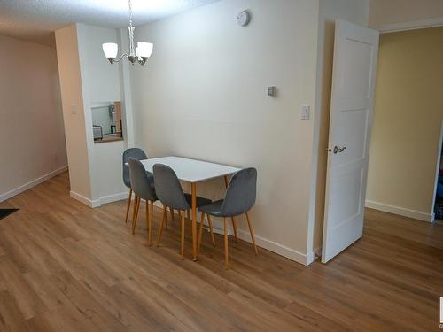 206 10149 Saskatchewan Drive, Edmonton, AB - Indoor Photo Showing Dining Room