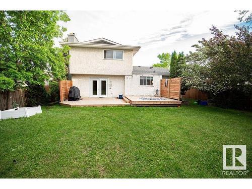 615 Wahstao Road, Edmonton, AB - Outdoor