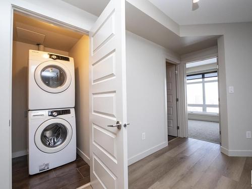 1307 10388 105 Street, Edmonton, AB - Indoor Photo Showing Laundry Room