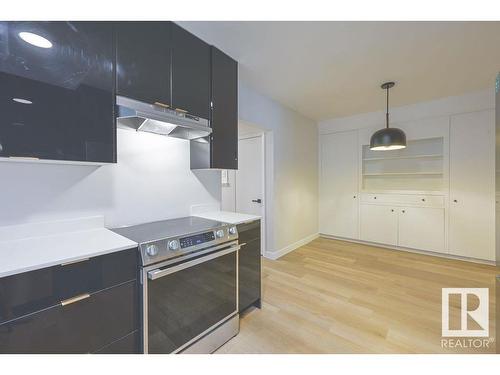 12825 87 Street, Edmonton, AB - Indoor Photo Showing Kitchen