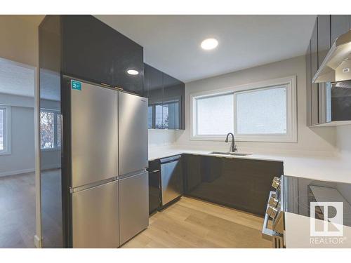 12825 87 Street, Edmonton, AB - Indoor Photo Showing Kitchen With Stainless Steel Kitchen