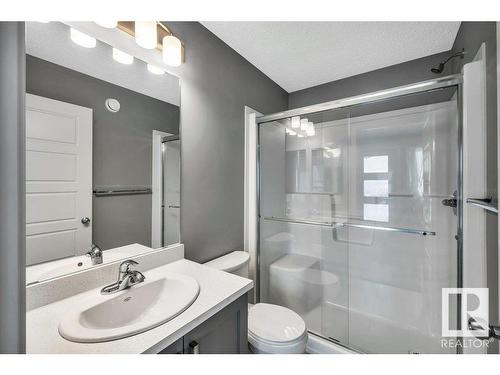 35 4470 Prowse Road, Edmonton, AB - Indoor Photo Showing Bathroom