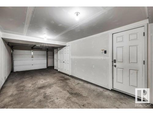 35 4470 Prowse Road, Edmonton, AB - Indoor Photo Showing Garage